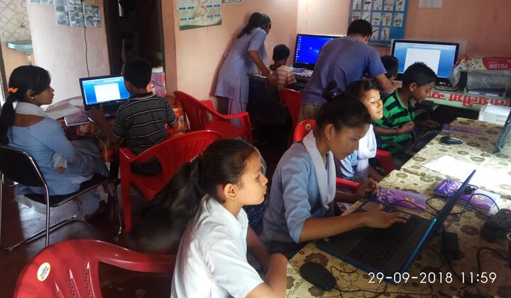 Computer class Computer class